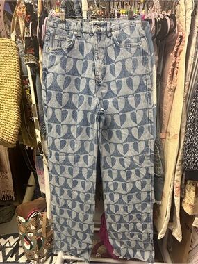 NWOT ASOS Pull&Bear straight jeans with heart print in blue 25”